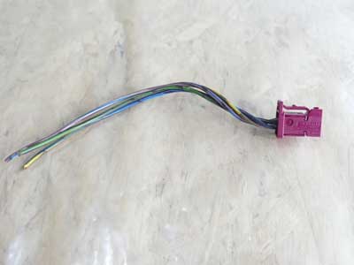 BMW 4 Pole 4 Wire Dark Magenta Connector Plug w/ Pigtail 6954508